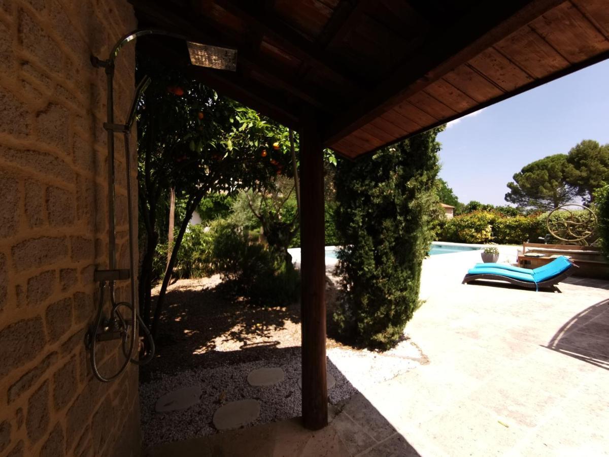 Les Chambres Du Lavoir Vert Tourbes Bagian luar foto
